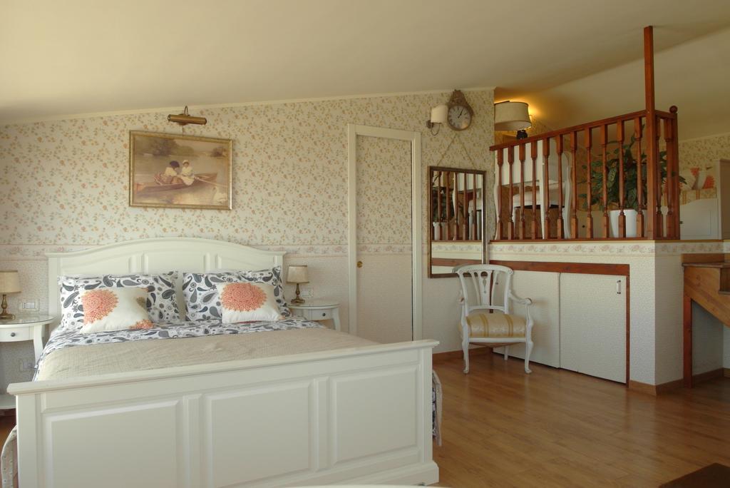 The White Villa Браччано Екстер'єр фото